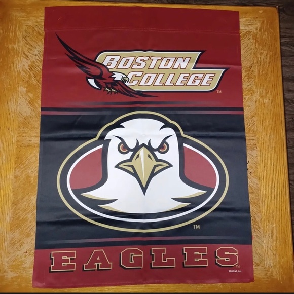 BOSTON COLLEGE EAGLES CLOTH BANNER FLAG 36" x 26" Wincraft Sports. - Picture 1 of 3